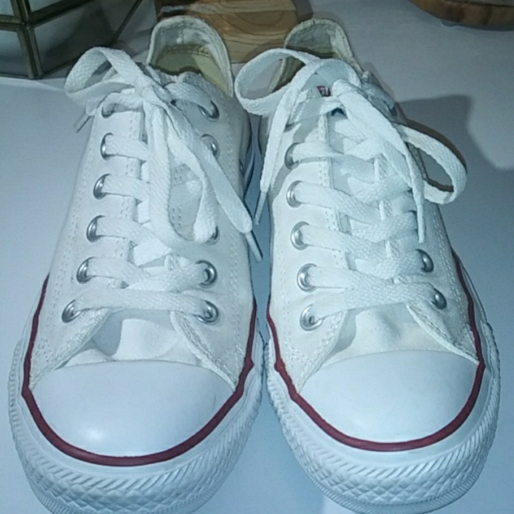 WHITE CONVERSE